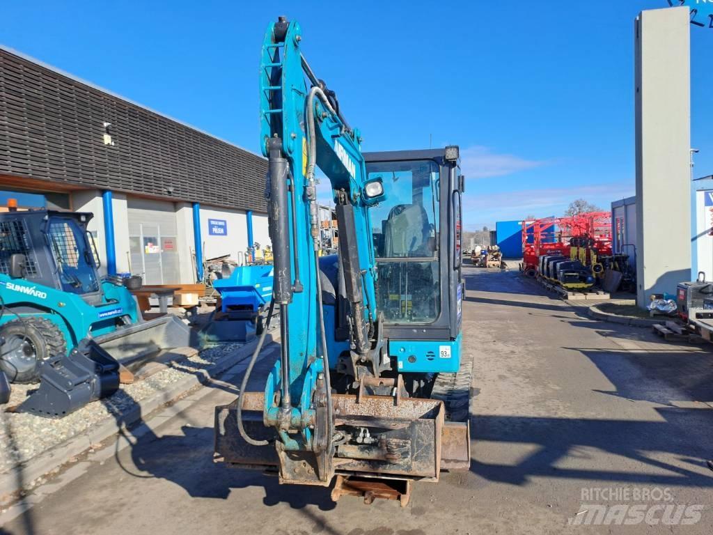 Airman AX26U Mini excavators < 7t
