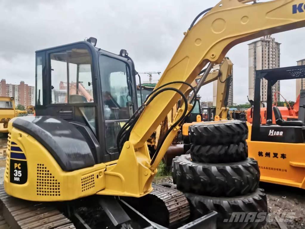 Komatsu PC 35 Mini excavators < 7t