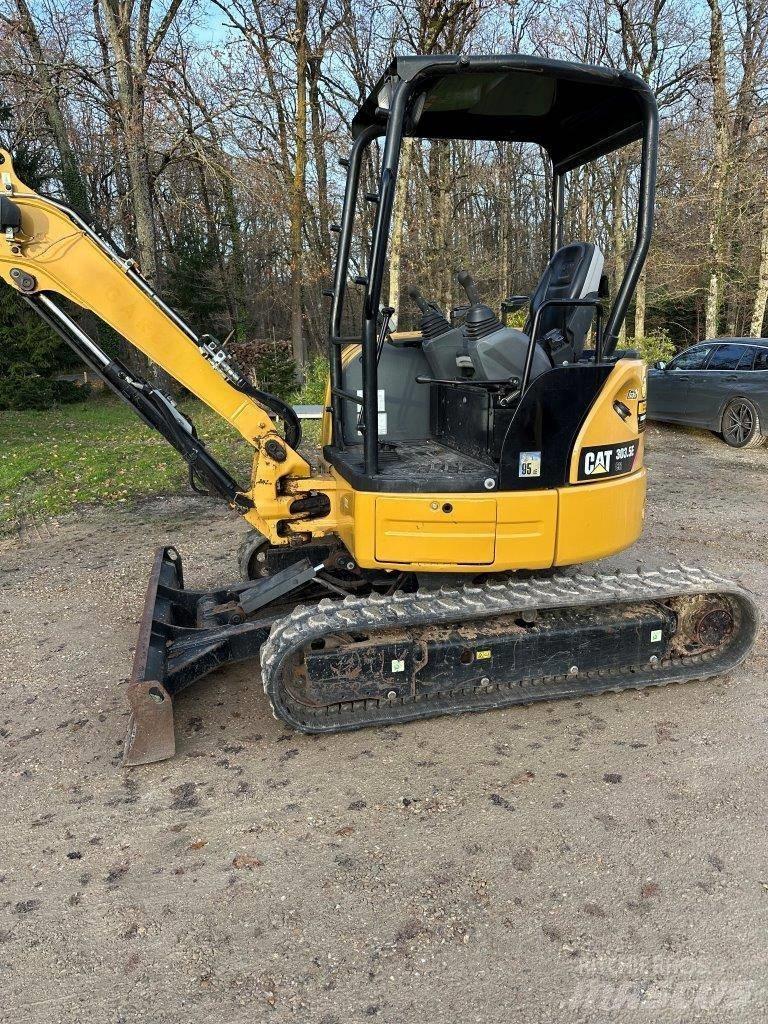 CAT 303.5 E CR Mini excavators < 7t