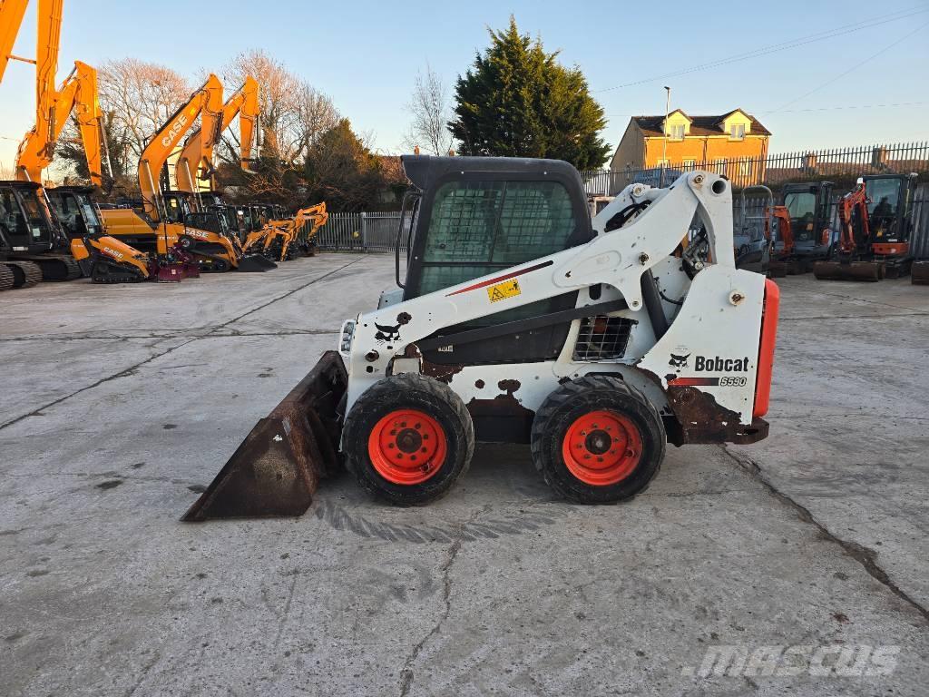 Bobcat S 590 Skid steer loaders