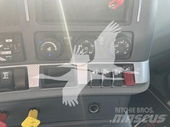 Kenworth T880 Truck Tractor Units