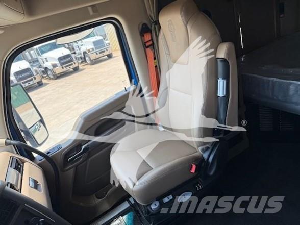 Kenworth T880 Truck Tractor Units