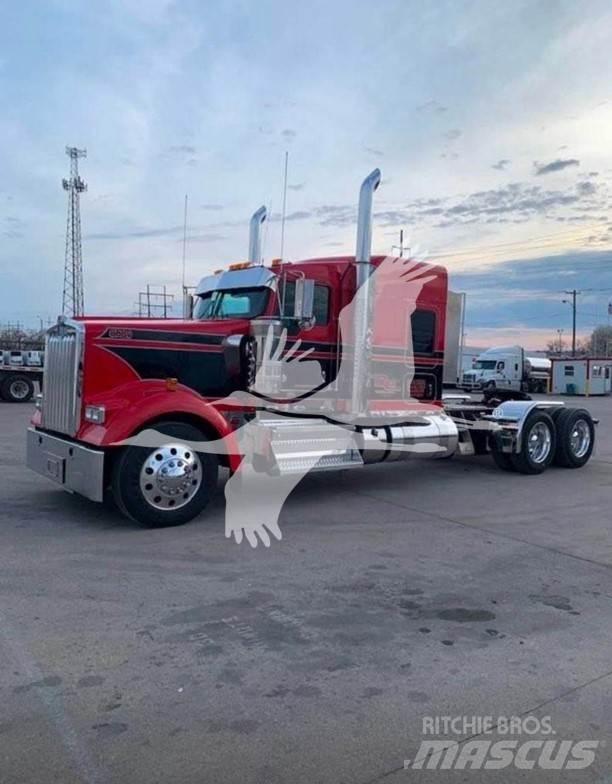 Kenworth W900 Truck Tractor Units