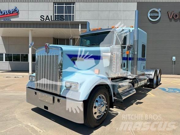 Kenworth W900L Truck Tractor Units