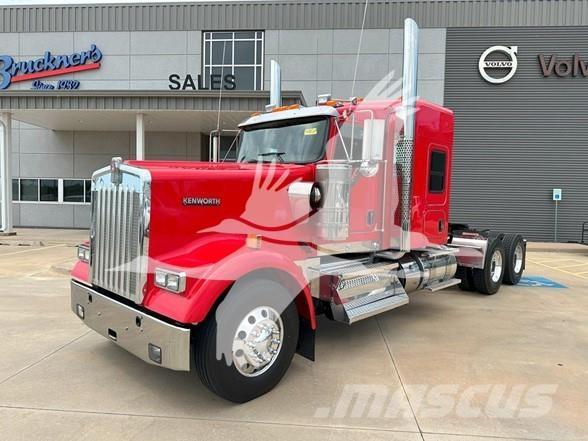 Kenworth W900L Truck Tractor Units