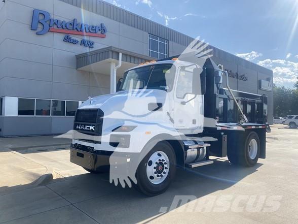 Mack MD6 Tipper trucks