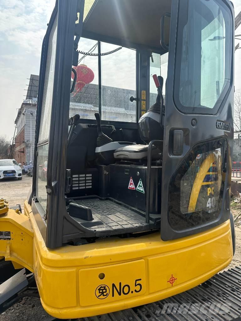Komatsu PC 40 Mini excavators < 7t