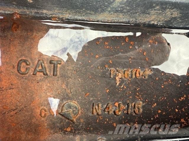 CAT 6020 NEW IDLER Tracks, chains and undercarriage