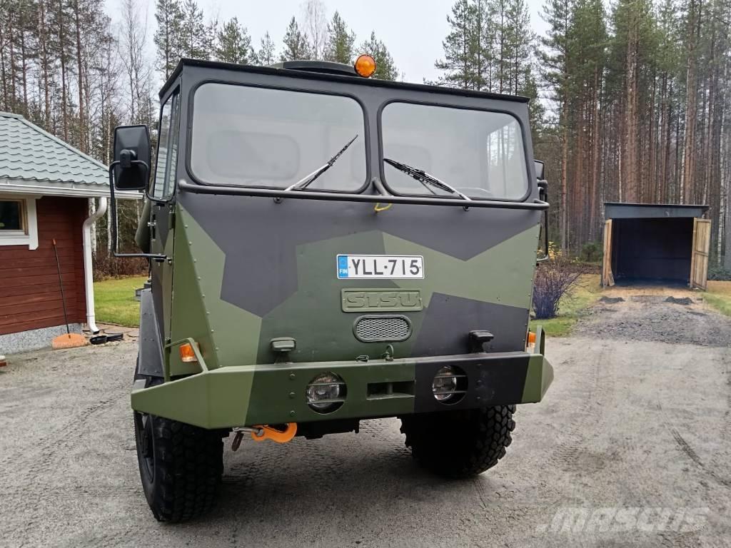 Sisu Proto A-45 Tautliner/curtainside trucks
