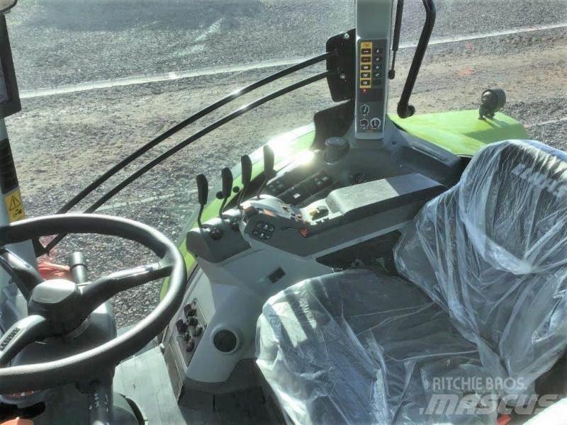 CLAAS ARION 530 Tractors