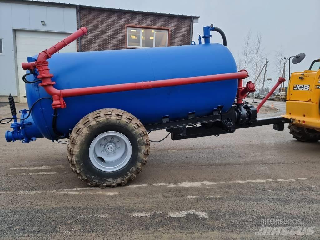 Herron 1750 Slurry tankers