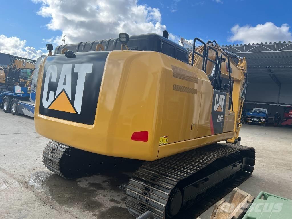 CAT 326 F L Crawler excavators