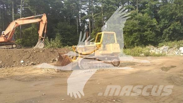 John Deere 855 Crawler FEL's