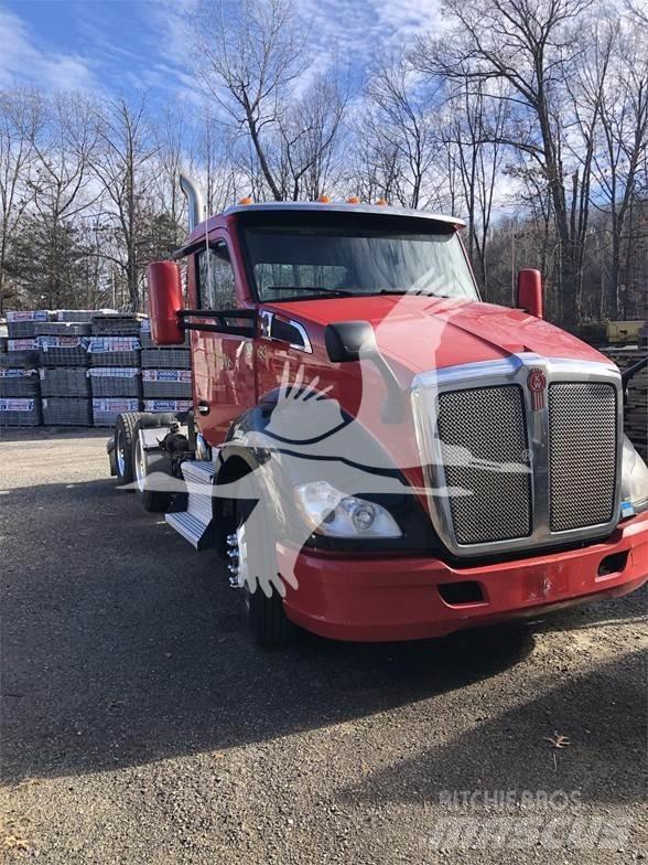 Kenworth T680 Truck Tractor Units