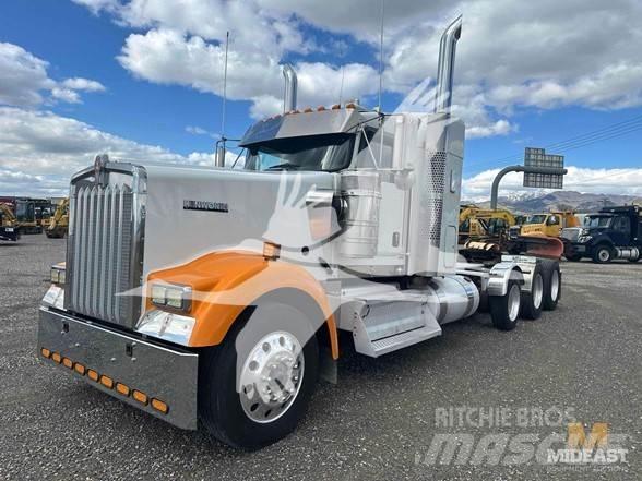 Kenworth W900 Truck Tractor Units