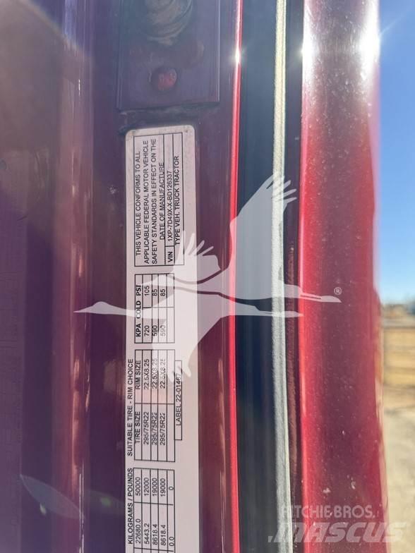 Peterbilt 367 Truck Tractor Units