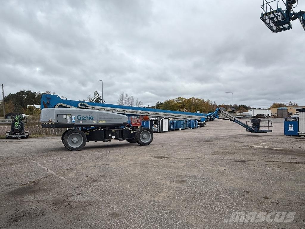 Genie SX 135 XC Articulated boom lifts