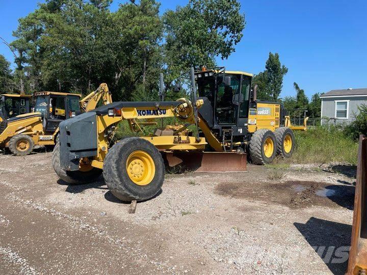 Komatsu GD 655-6 Graders