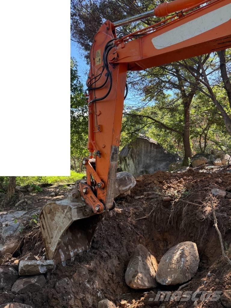 Doosan DX 220 LCA Crawler excavators