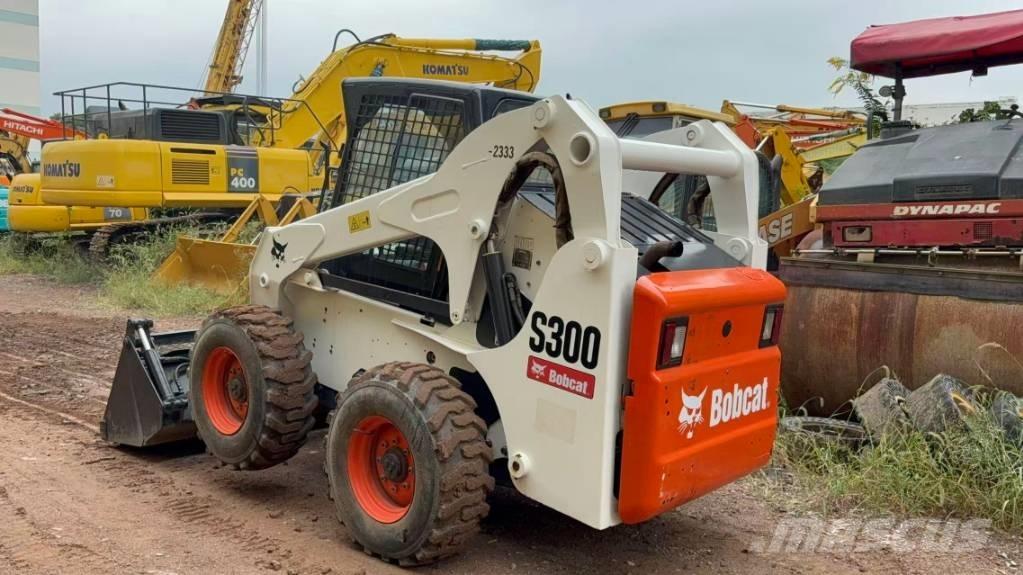 Bobcat S 300 Skid steer loaders
