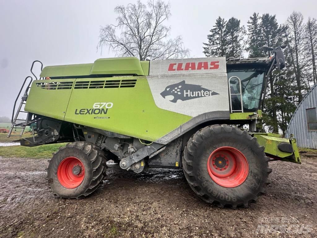 CLAAS Lexion 670 Combine harvesters
