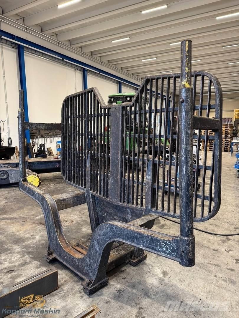 John Deere 1210E Other components