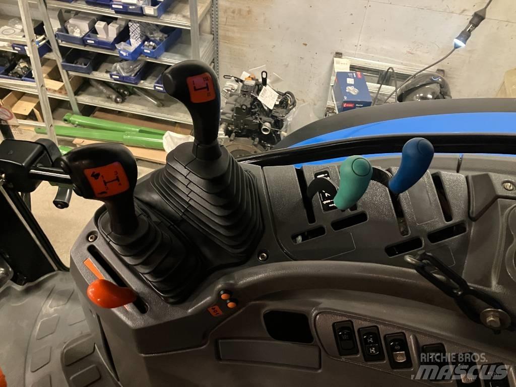 New Holland TS 125 A Tractors