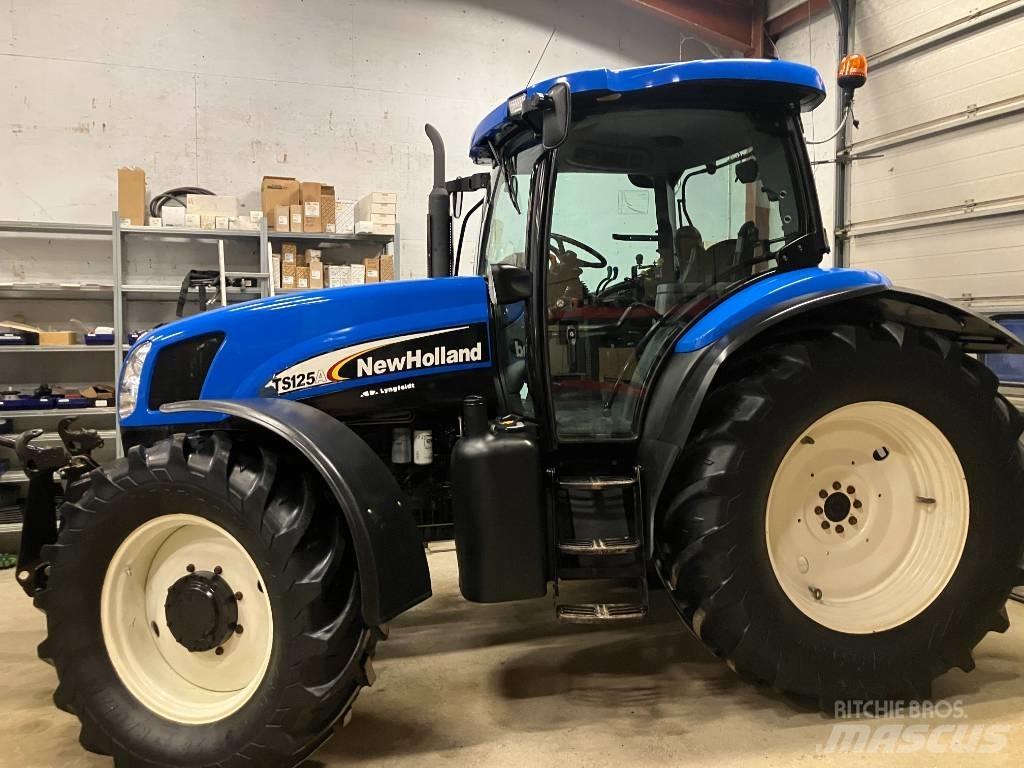 New Holland TS 125 A Tractors