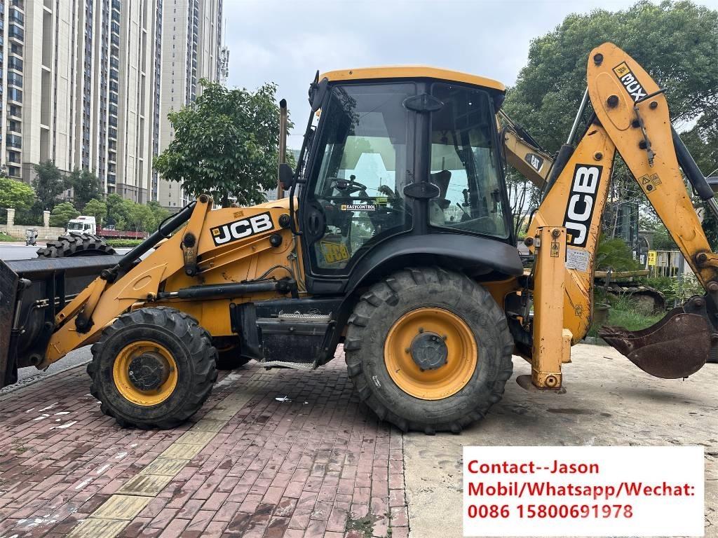 JCB 3 CX 4 T TLB's