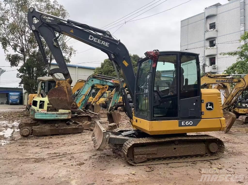 John Deere E60 Mini excavators < 7t