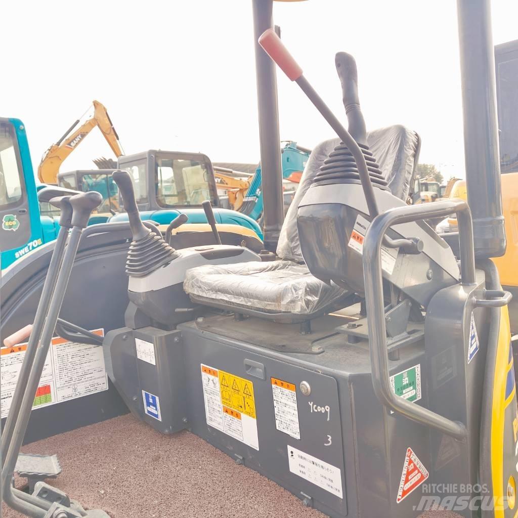 Komatsu PC30MR-3 Mini excavators < 7t