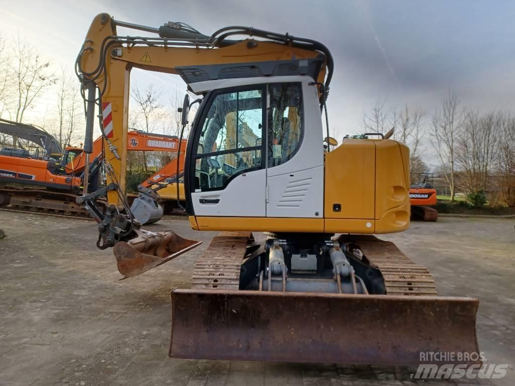 Liebherr R 914 Crawler excavators