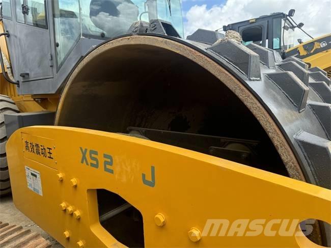 XCMG XS 223 J Single drum rollers