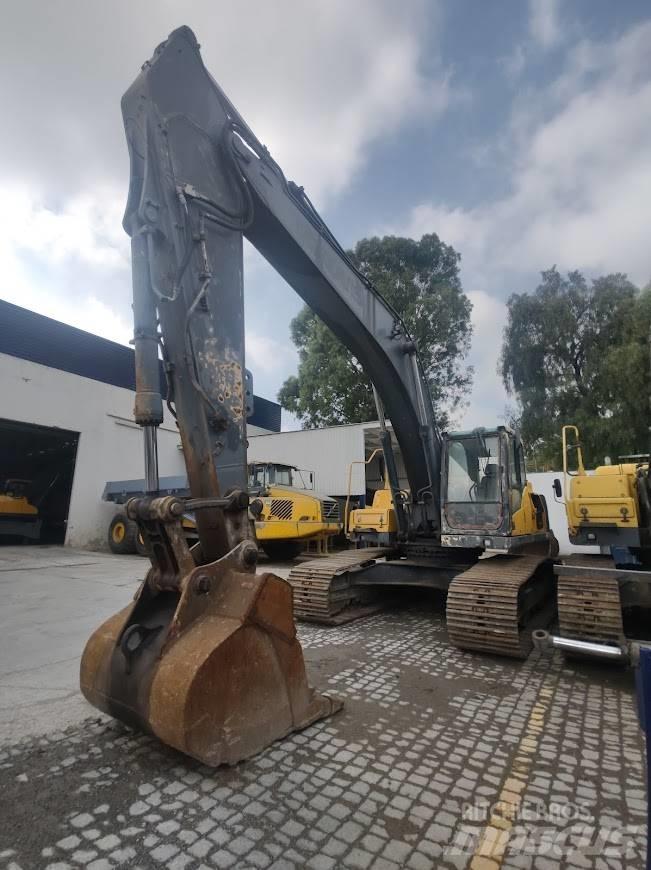 Volvo EC300DL Crawler excavators