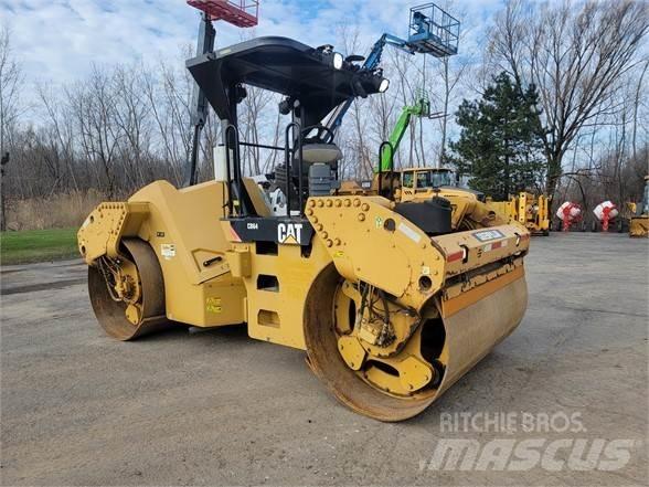 CAT CB64 Single drum rollers