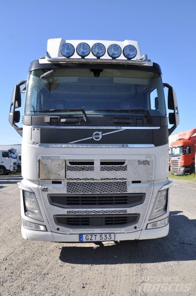 Volvo FH500 6X2 Containerframe/Skiploader trucks