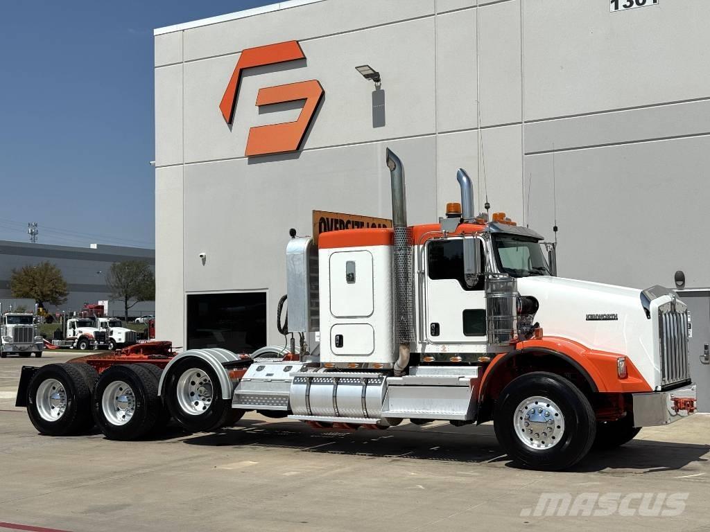 Kenworth T800 Truck Tractor Units