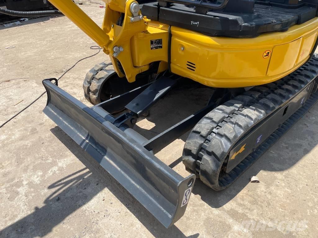 Komatsu PC20MR Mini excavators < 7t