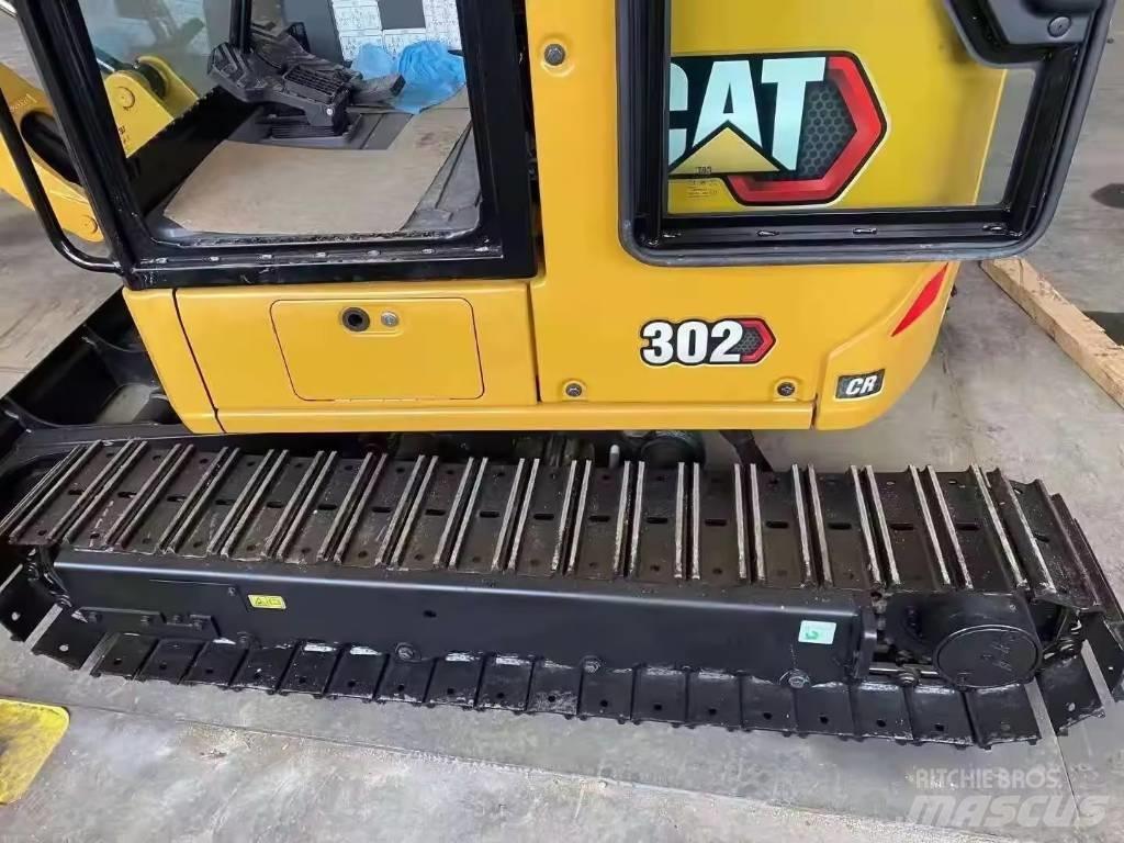 CAT 302 Mini excavators < 7t
