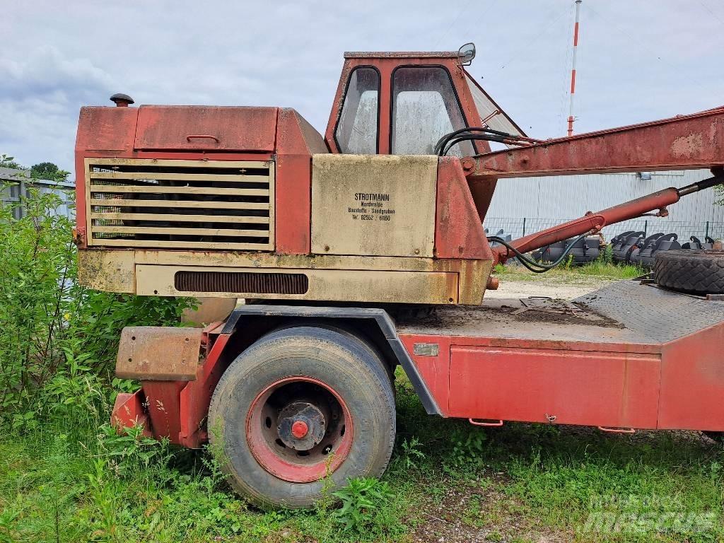 Poclain TY 45 Wheeled excavators