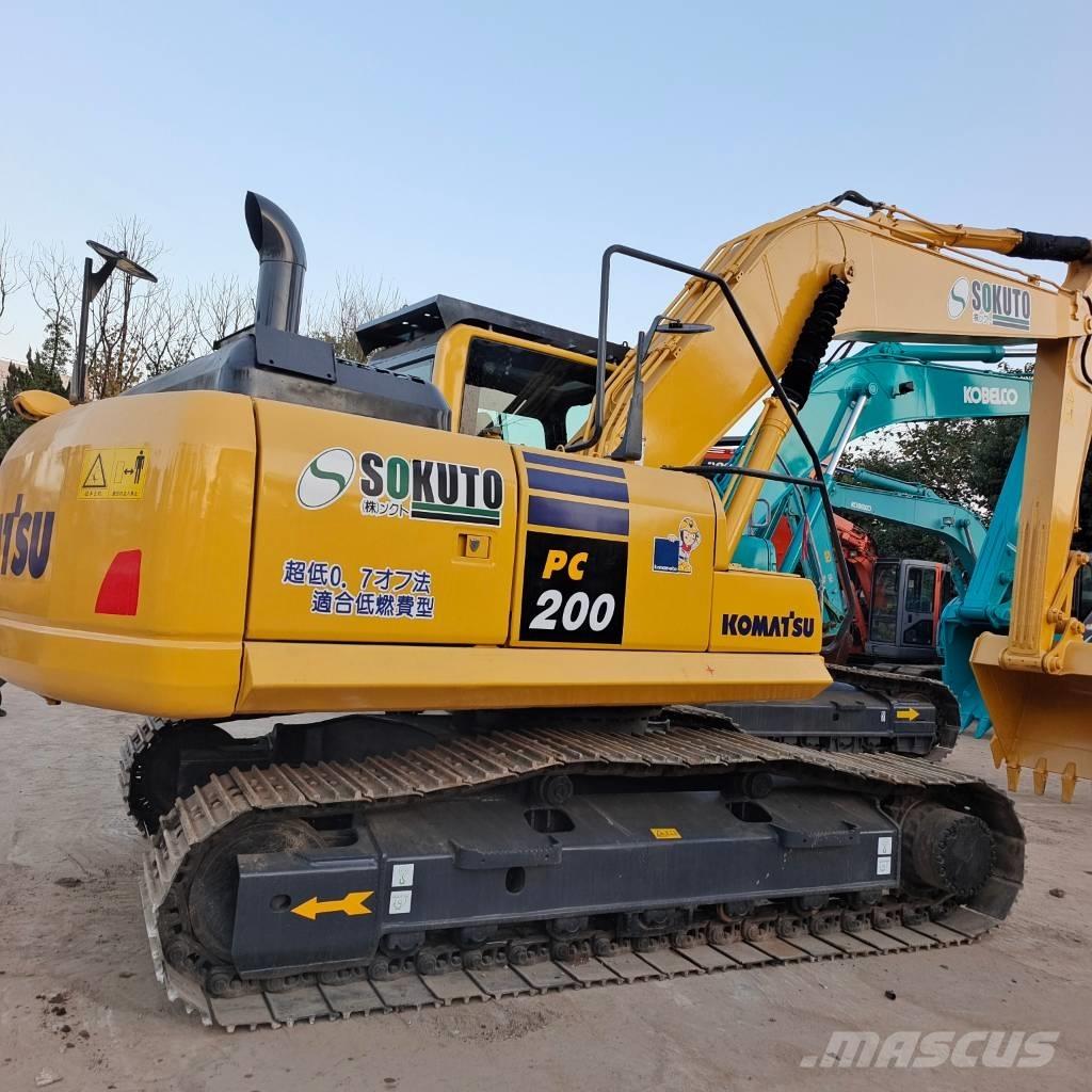 Komatsu PC 200-7 Crawler excavators