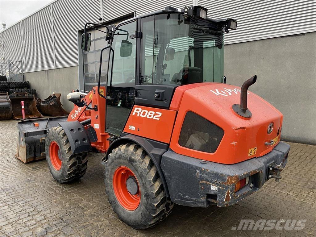 Kubota R082 Multi purpose loaders