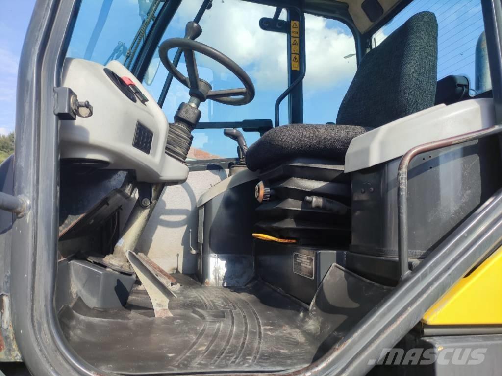 Komatsu WA 80-5 Wheel loaders