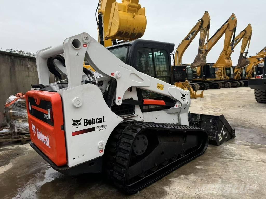 Bobcat T 770 Crawler FEL's