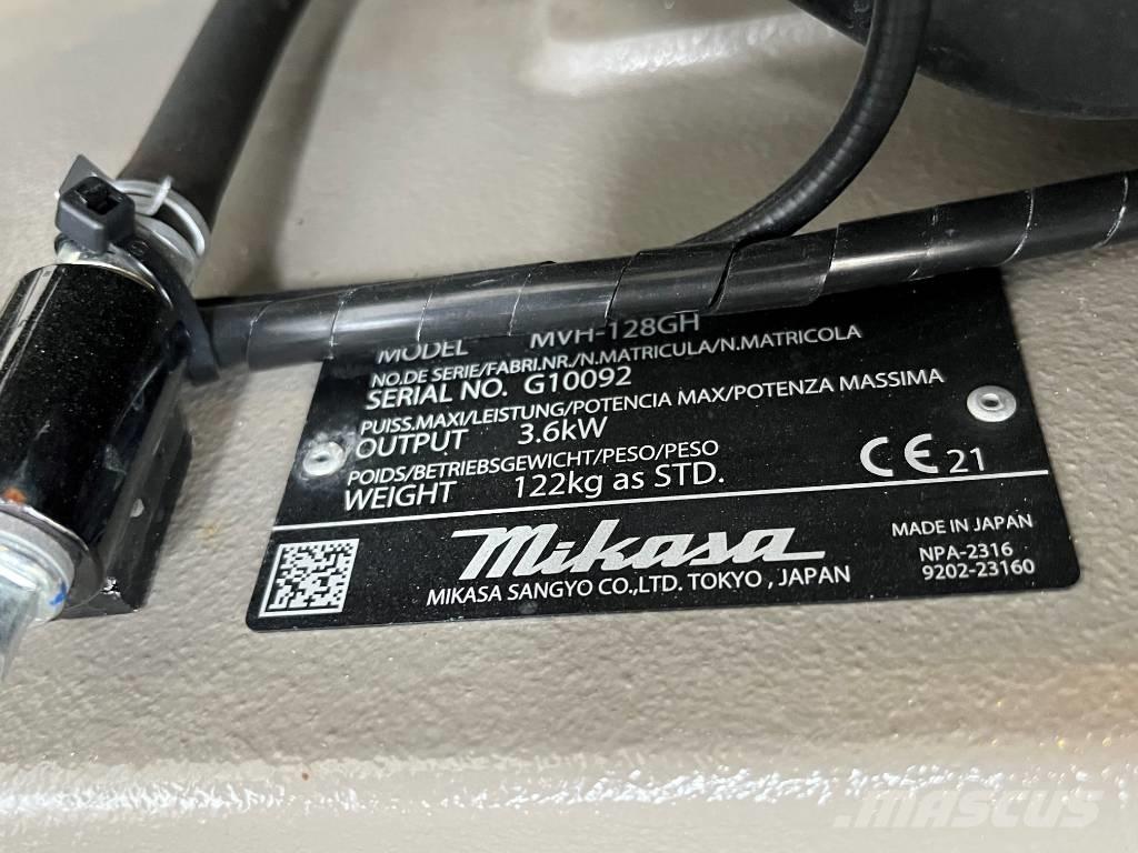 Mikasa MVH 128 GH Vibrator compactors