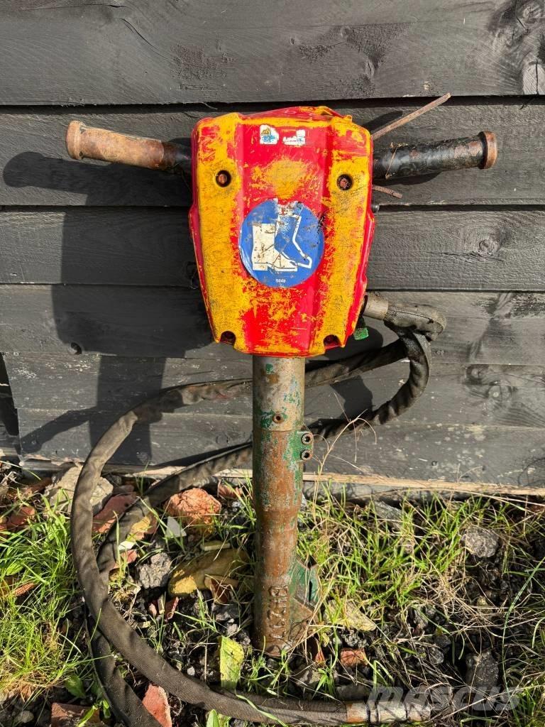 Atlas Copco BREAKER Hammers / Breakers