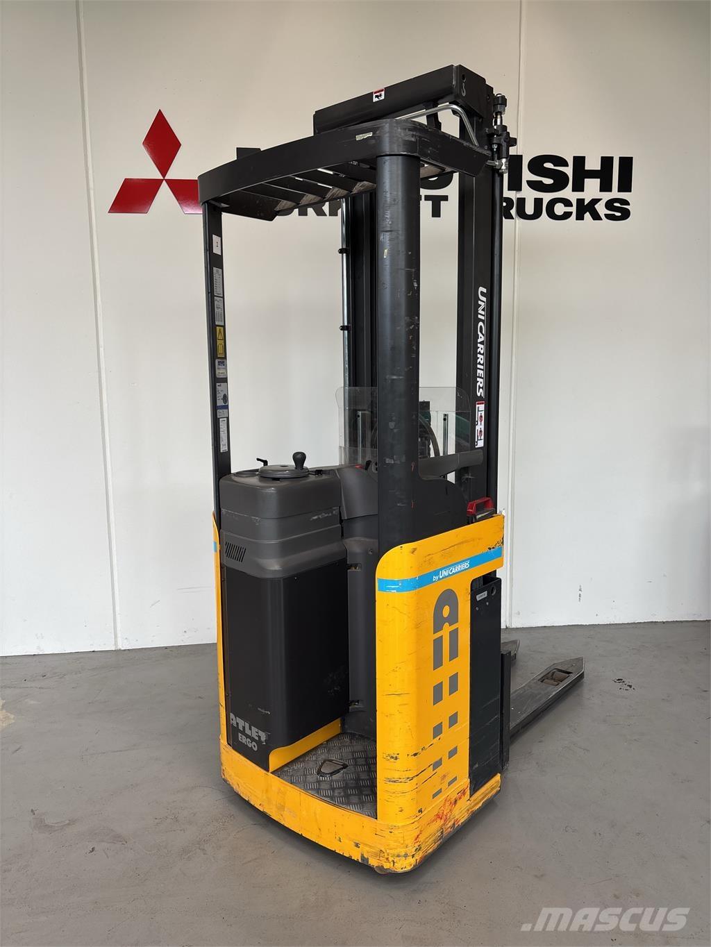 Atlet A160 Self propelled stackers