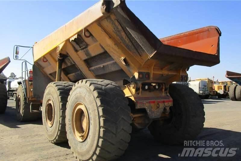 Bell B40D Articulated Haulers
