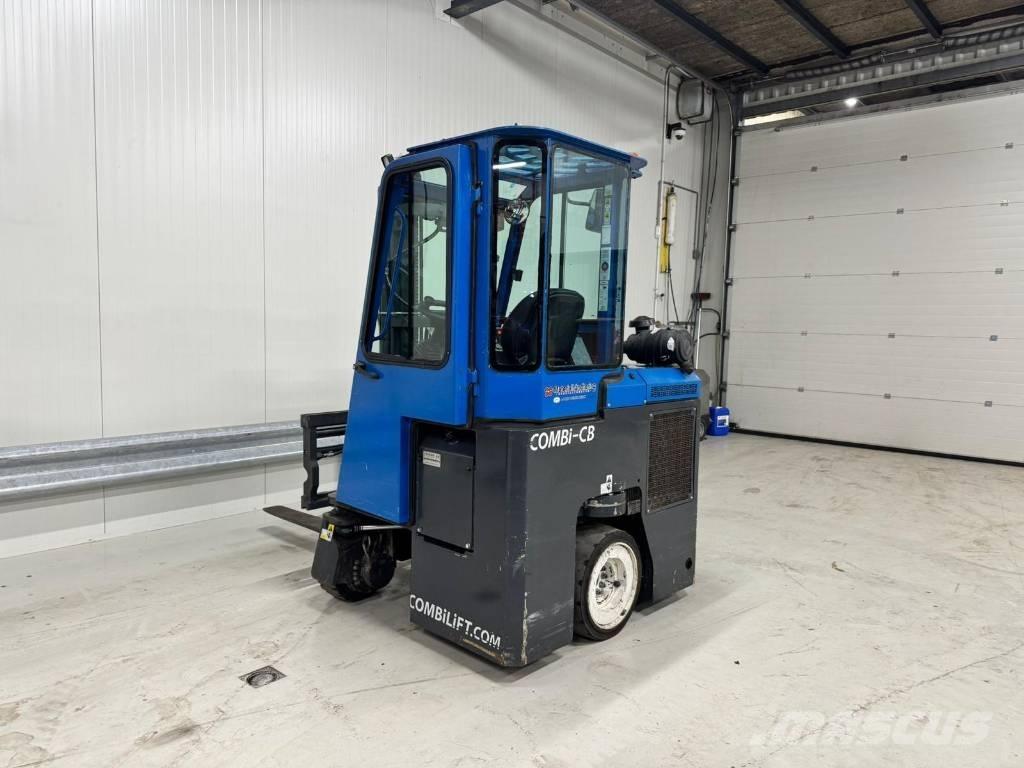 Combilift C3000CB Sideloader