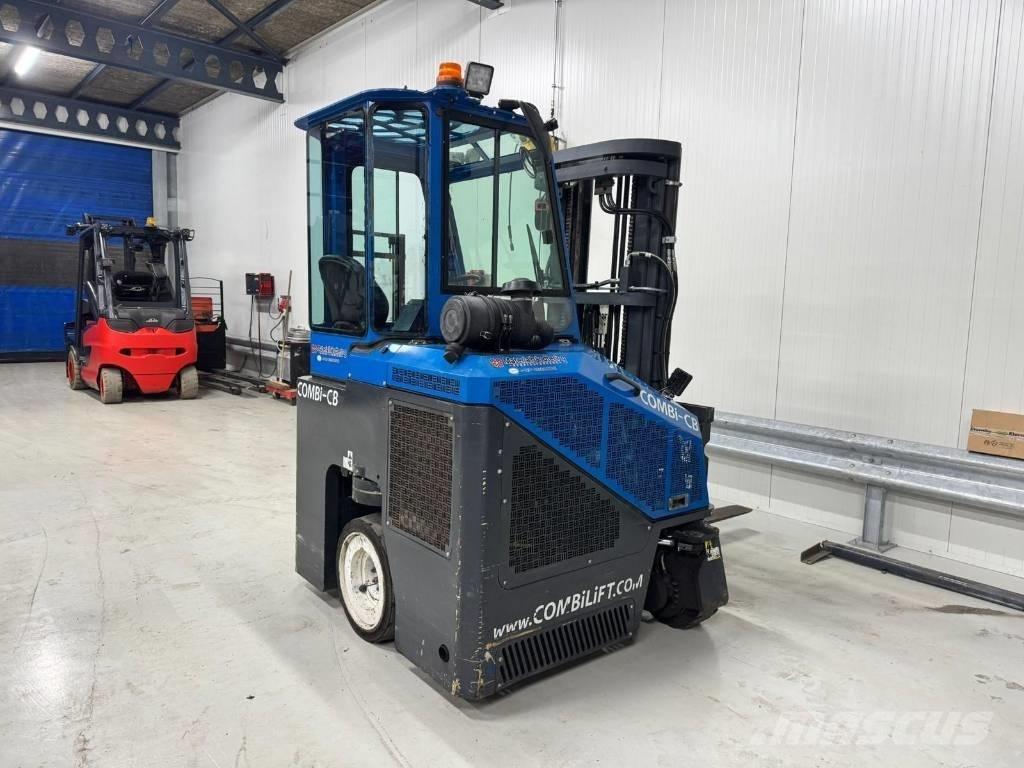 Combilift C3000CB Sideloader
